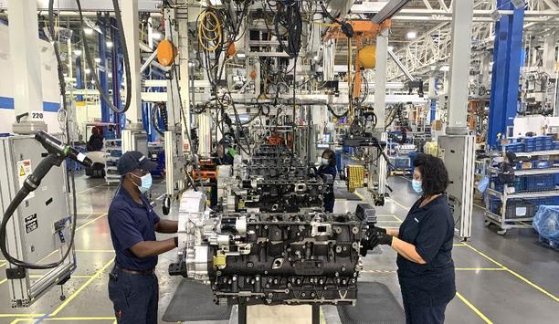 PACCAR Celebrates 10 Year Anniversary Of Engine Manufacturing In North America