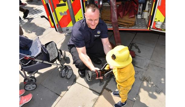 West Yorkshire Fire And Rescue Service Join Bradford Bulls At Family Fun Day