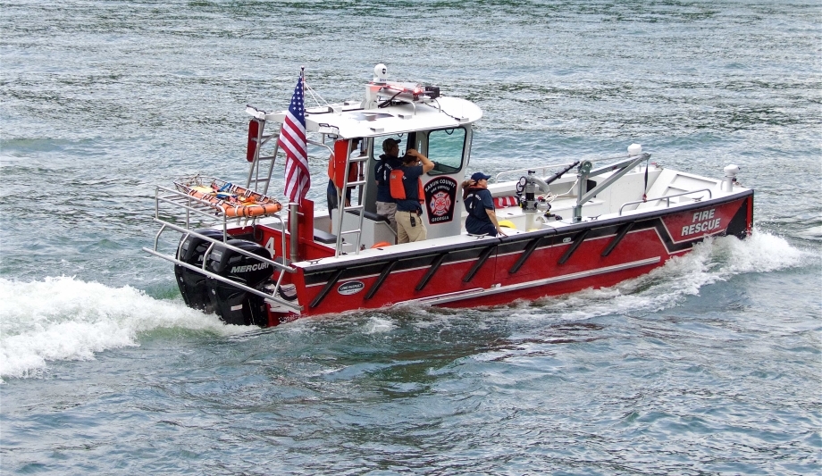 Lake Assault Boats Fireboat In Operation At Rabun County Fire Services ...