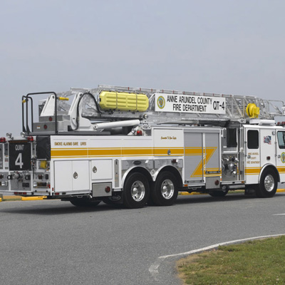 E-ONE CR 100 750-lb. capacity for firefighters