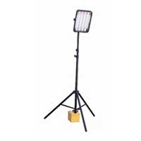 Nightsearcher NSMEGASTAR38 floodlight with aluminium tripod